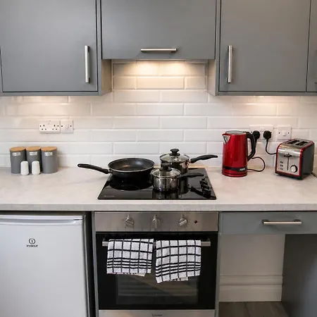 Unit 3 Modern Self Contained Apartment