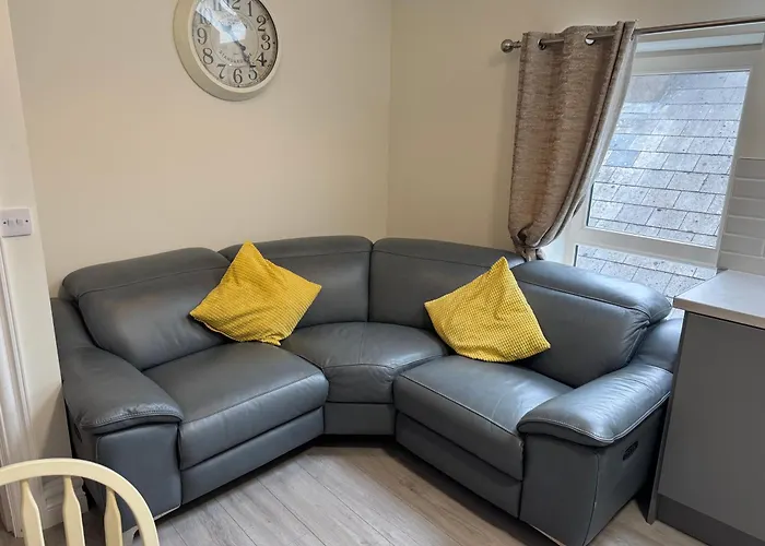 Unit 3 Modern Self Contained Cobh