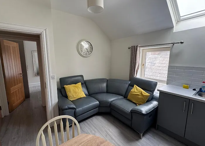 아파트 Unit 3 Modern Self Contained *